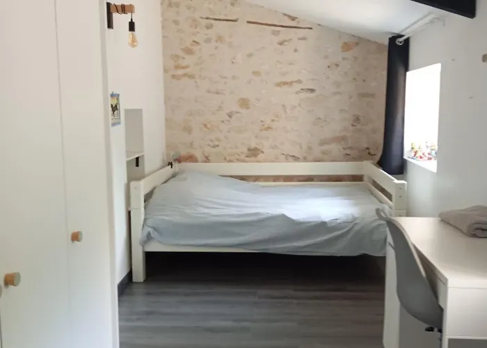 Jolie Maison En Pierre Hébergement de vacances Monpazier