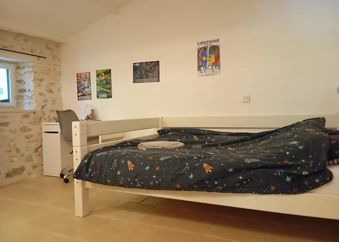 Jolie Maison En Pierre *